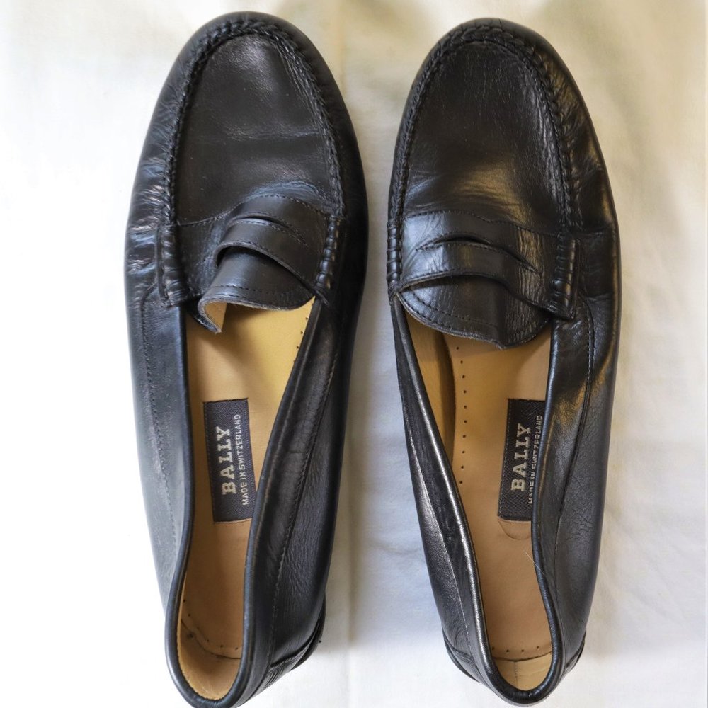 BALLY BLACK LEATHER DRIVING MOCCASINS FLATS SIZE 7.5